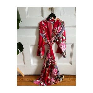 Red Luxury Natori Robe. Beautiful print. Upgrade your loungewear.